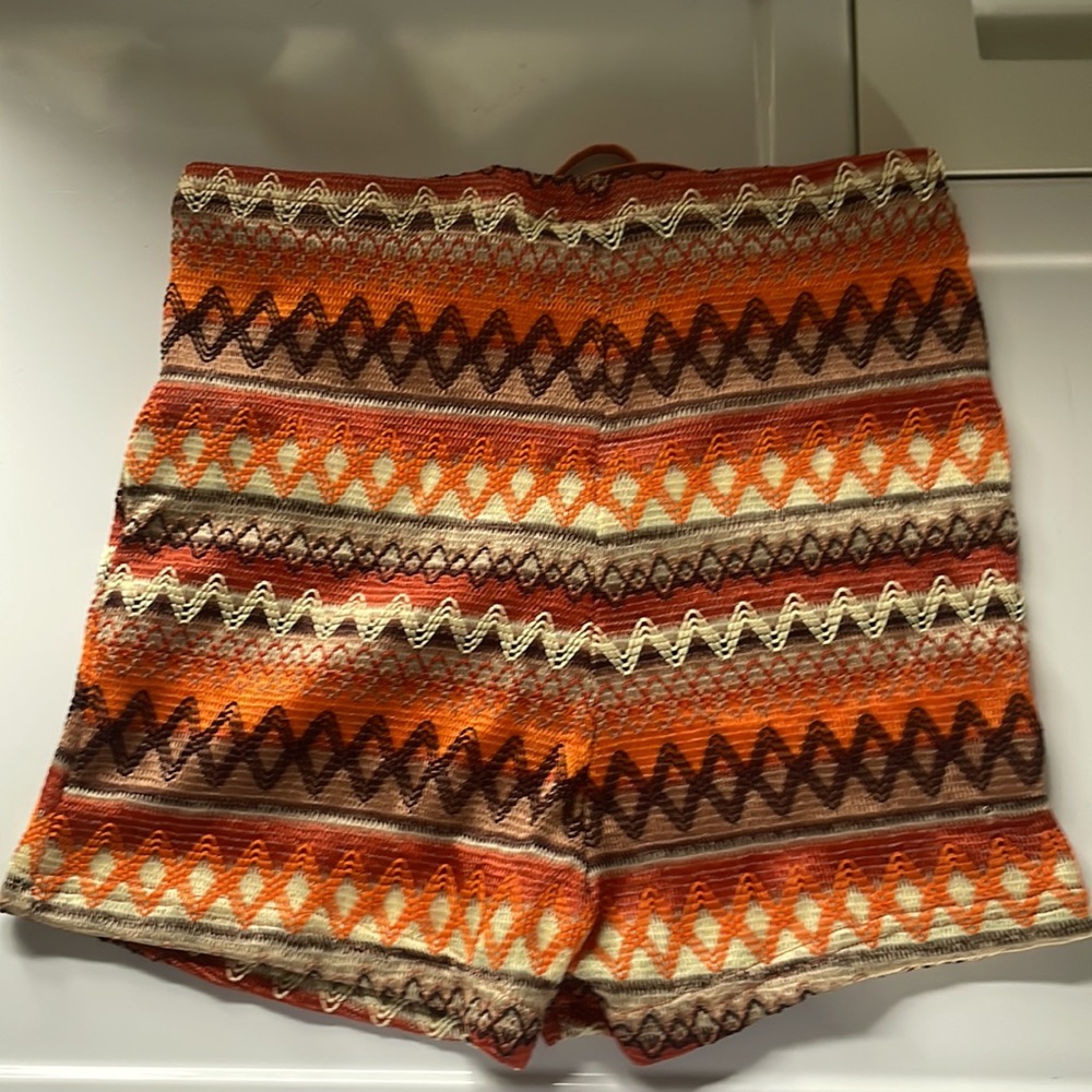 Shorts - Picture 2 of 2
